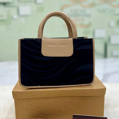 Elegant Metal Zip Shoulder Bag