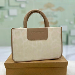 Elegant Metal Zip Shoulder Bag